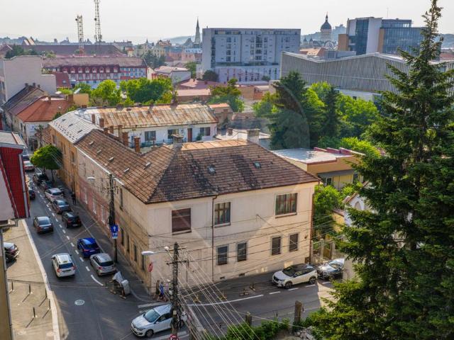 Casa/vila 15 camere vanzare in Cluj Napoca, Central vezi locația pe hartă