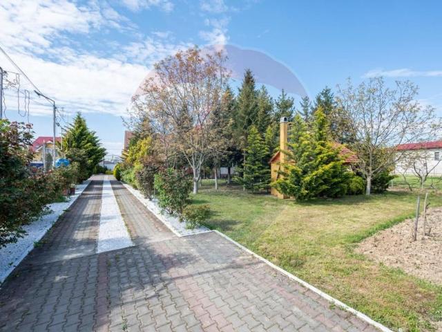 Casa/vila 16 camere vanzare in Bihor, Sanmartin vezi locația pe hartă