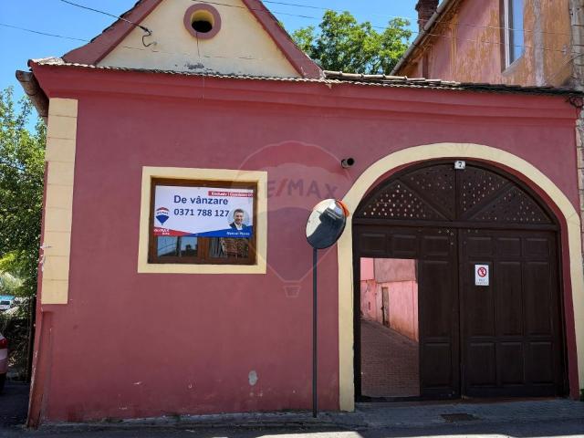 Casa/vila 2 camere vanzare in Mures, Sighisoara, Central vezi locația pe hartă