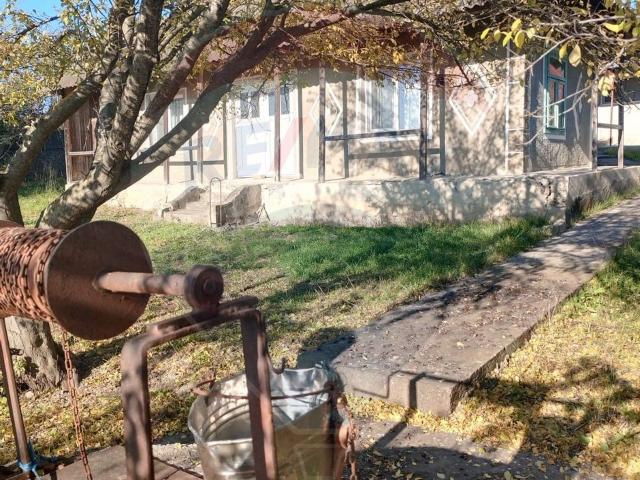 Casa/vila 2 camere vanzare in Botosani, Corlateni vezi locația pe hartă