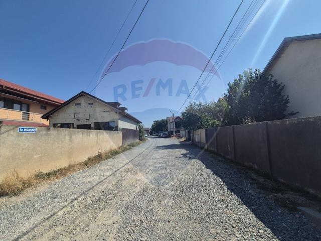 Casa/vila 3 camere vanzare in Bucuresti Ilfov, Pantelimon, Est vezi locația pe hartă