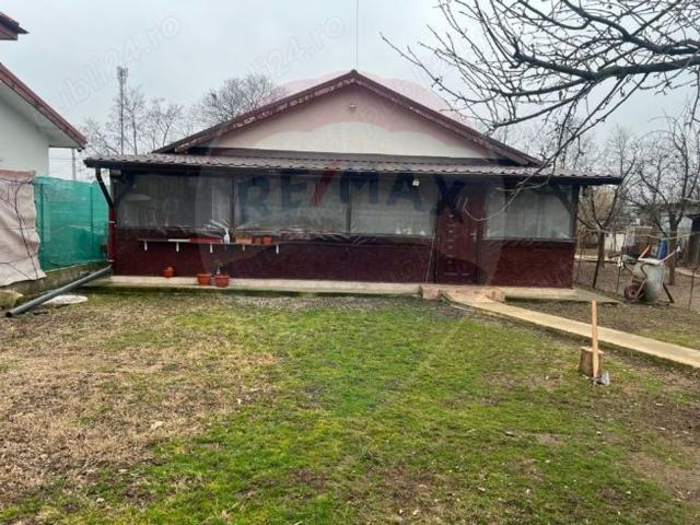 Casa/vila 3 camere vanzare in Bucuresti Ilfov, Petrachioaia vezi locația pe hartă