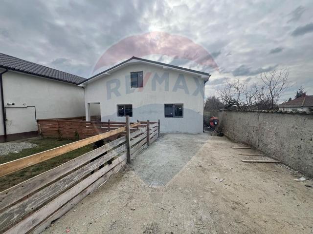 Casa/vila 3 camere vanzare in Constanta, Valu lui Traian vezi locația pe hartă
