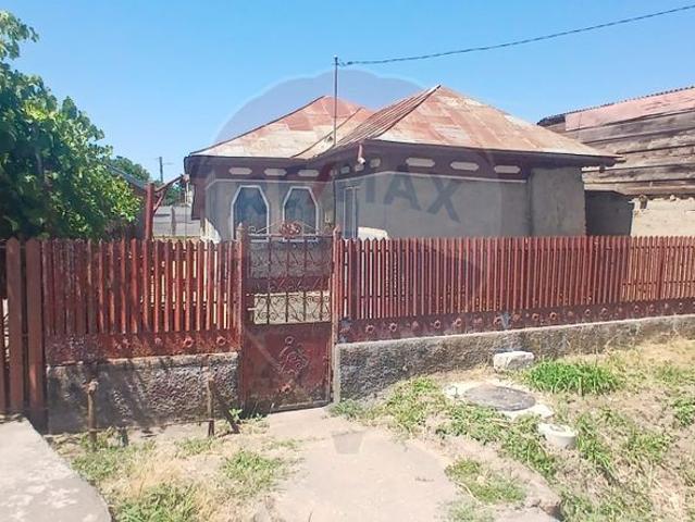 Casa/vila 3 camere vanzare in Dambovita, Crevedia vezi locația pe hartă