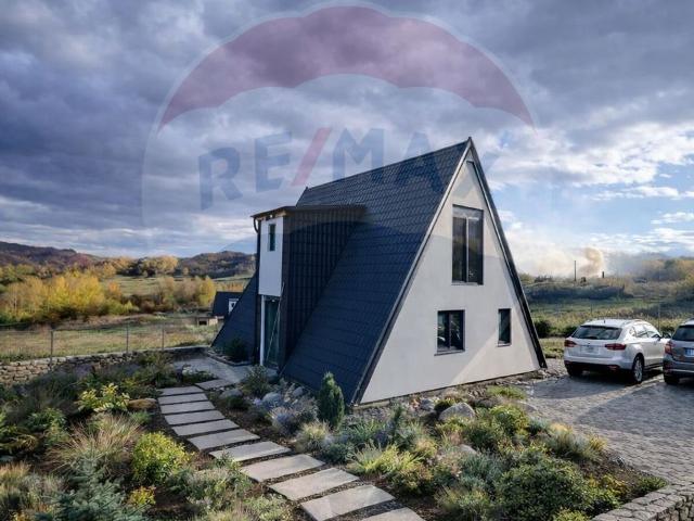 Casa/vila 3 camere vanzare in Prahova, Breaza, Central vezi locația pe hartă