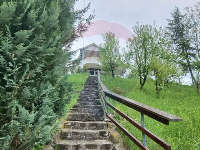 Casa/vila 3 camere vanzare in Prahova, Breaza, Podul Vadului vezi locația pe hartă
