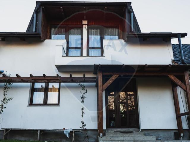 Casa/vila 3 camere vanzare in Suceava, Horodnic de Sus vezi locația pe hartă