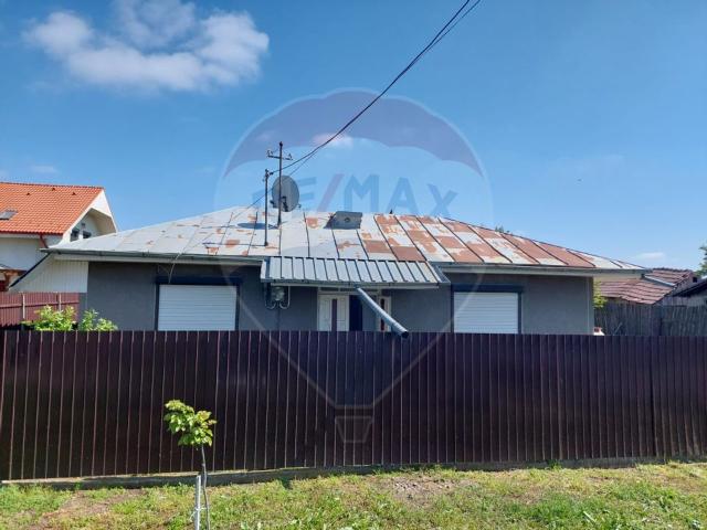 Casa/vila 3 camere vanzare in Vaslui, Tutova vezi locația pe hartă