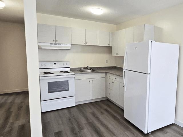 Casavilla Apartments 3 Bedroom Apartment for Rent at 133 Davidson Cres, Regina, SK S4S 4T2 Whitmore Park