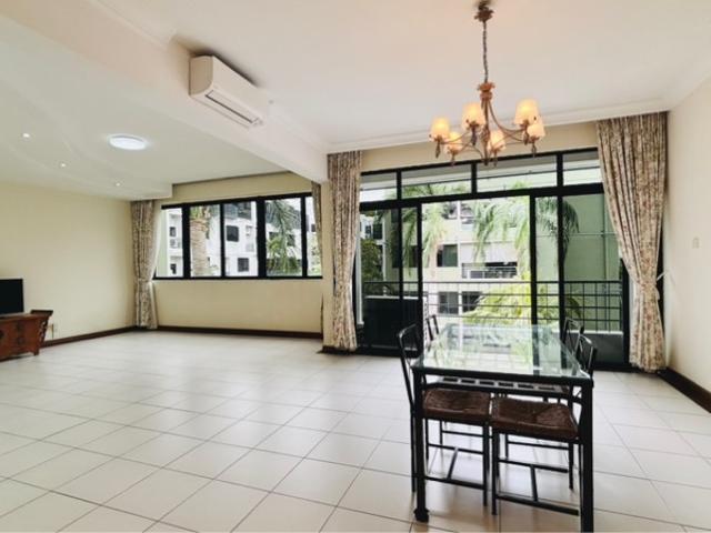 Cascadale Condominium For Sale, $1,800,0003 Bath 1,615 sqft $1,115.00 psf