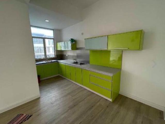 Cascadia Lake vista Upper unit taman Tasik Prima