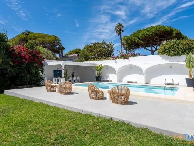 Cascais Moradia T5 de luxo totalmente renovada Jardim fechado Piscina | 25033923056