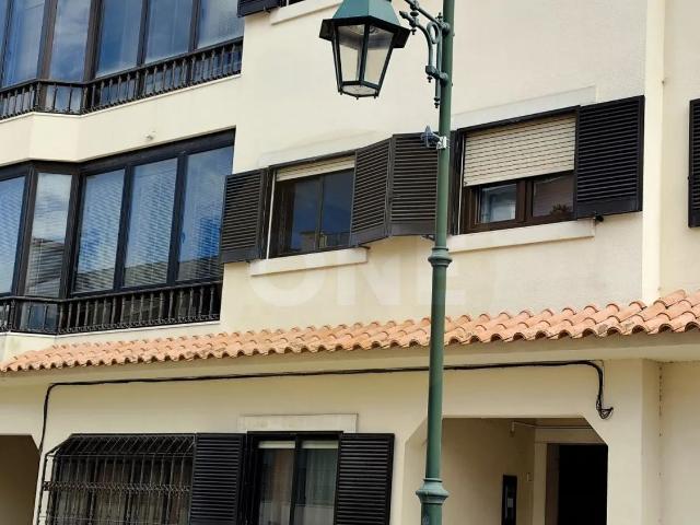 Cascais Centro T2 com estacionamento Arrendamento