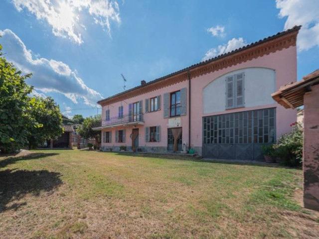 Cascina in vendita a Asti