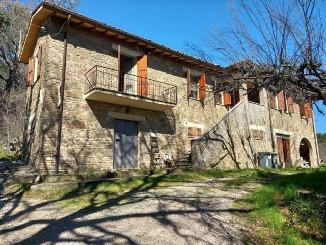 Cascina in vendita a Bevagna
