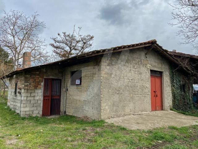 CASCINA in VENDITA a CALVI