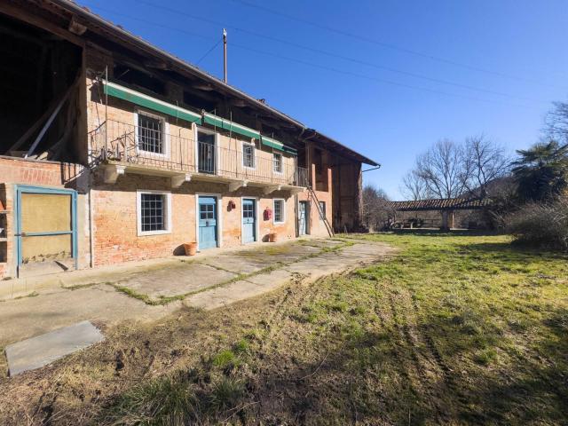 Cascina in vendita a Castagneto Po