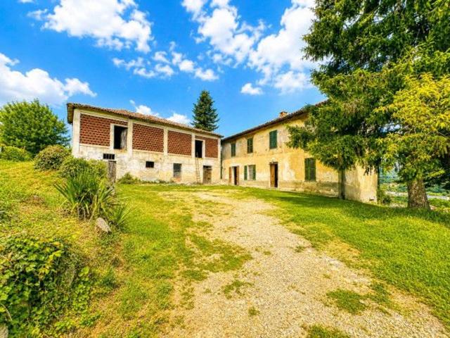 Cascina in vendita a Santo Stefano Belbo