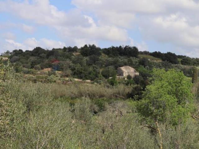Cascina/Casale in vendita a Vittoria