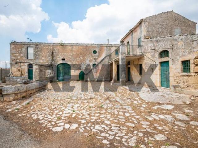 Cascina/Casale in vendita a Ragusa, Bruscé