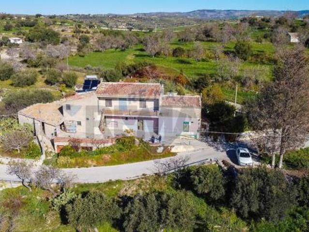 Cascina/Casale in vendita a Ragusa, San Giacomo
