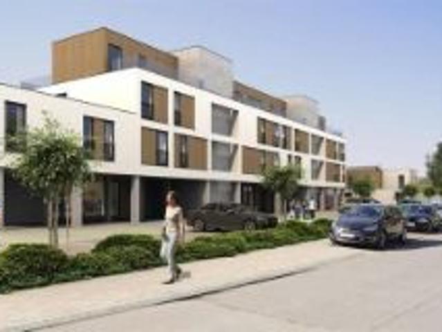 Casco handelspand 155,80m² incl. magazijn te koop