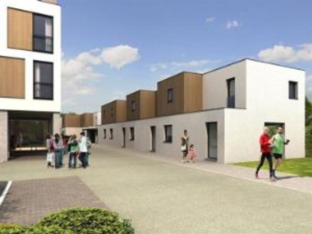 Casco praktijk 93,59m² incl. magazijn te koop