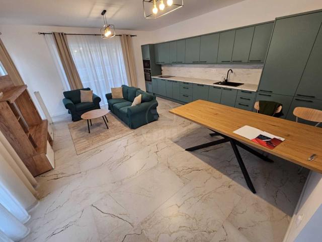 Case de Închiriere 5 camere Cluj Napoca, Iris, CACJ348264