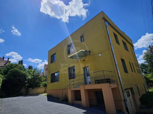 Case de Închiriere 8 camere Cluj Napoca, Central, CACJ358596