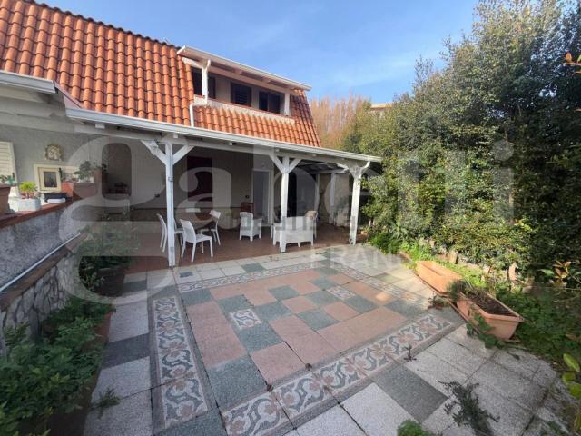 Case e ville in affitto di 85 m² in Località Parco dei Principi
