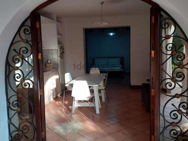 Case e ville in affitto di 90 m² in Lungomare Fata Morgana