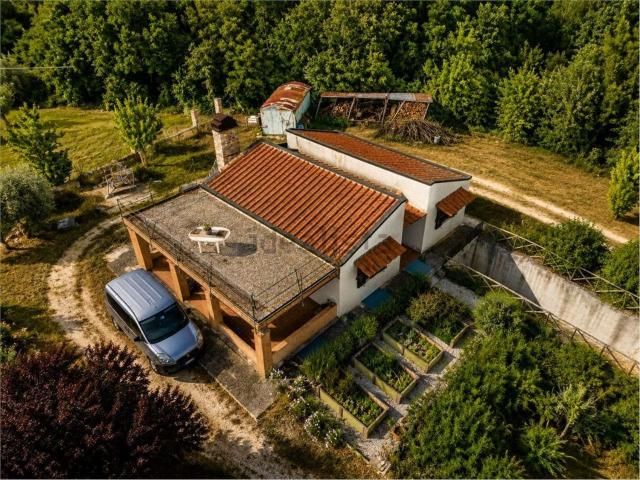 Case e ville in affitto di 90 m²