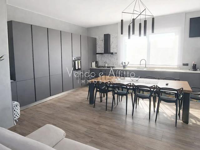 Case e ville in affitto di 104 m²