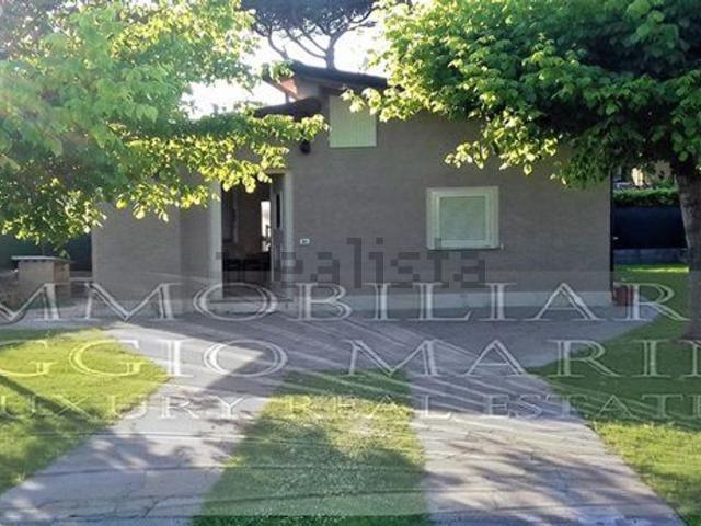 Case e ville in affitto di 110 m² in Via lucca, 65
