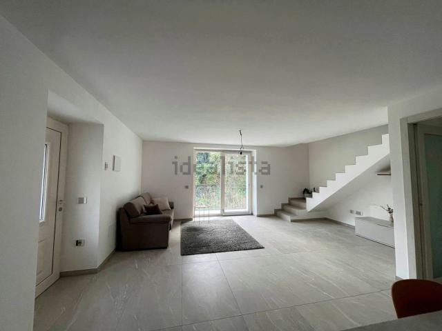 Case e ville in affitto di 120 m²