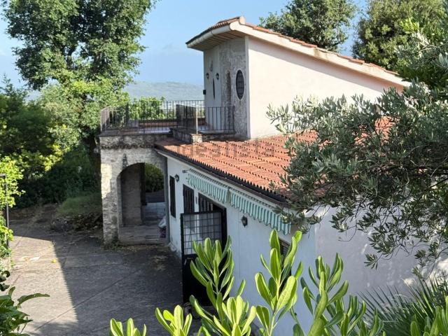 Case e ville in affitto di 120 m² in Via Ponzanello
