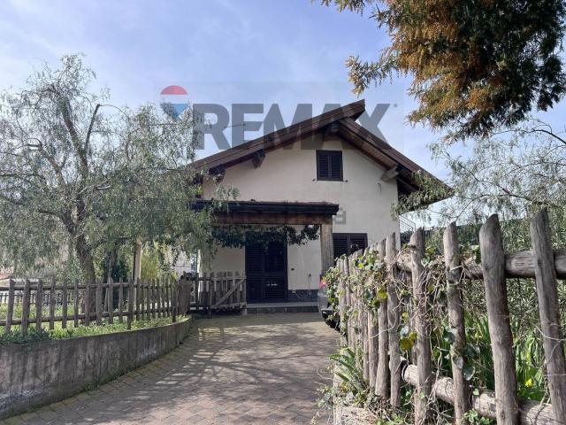 Case e ville in affitto di 130 m²