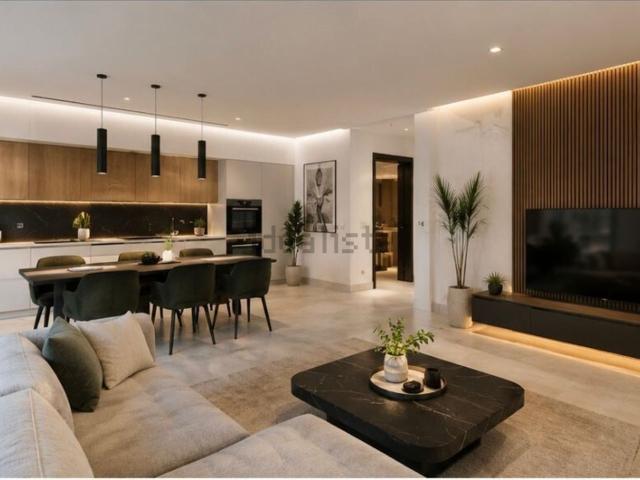 Case e ville in affitto di 130 m² in Via Radici Sud, 42