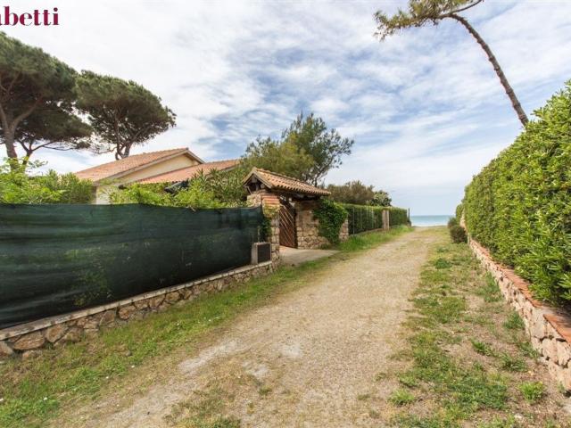 Case e ville in affitto di 132 m² in Strada Provinciale della Giannella