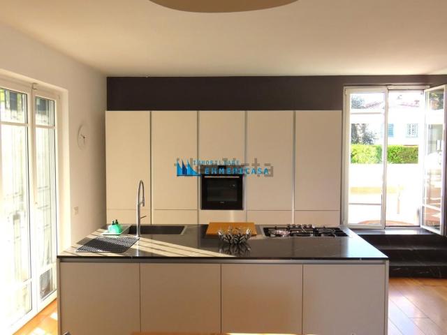 Case e ville in affitto di 150 m² in Via del Fescione