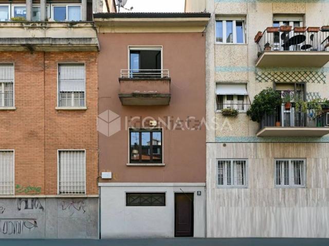 Case e ville in affitto di 165 m² in Via Luigi Frapolli, 8