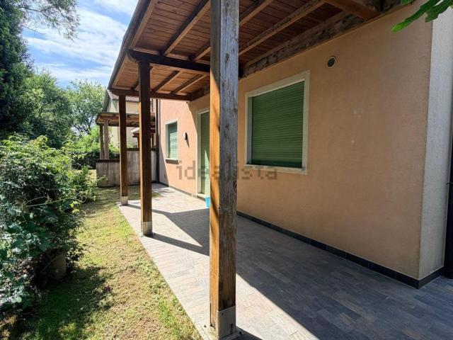 Case e ville in affitto di 180 m²