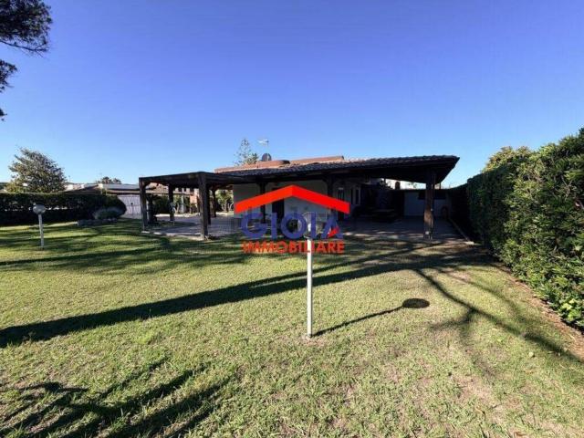 Case e ville in affitto di 180 m² in Località Sant&apos  Eufemia, 132