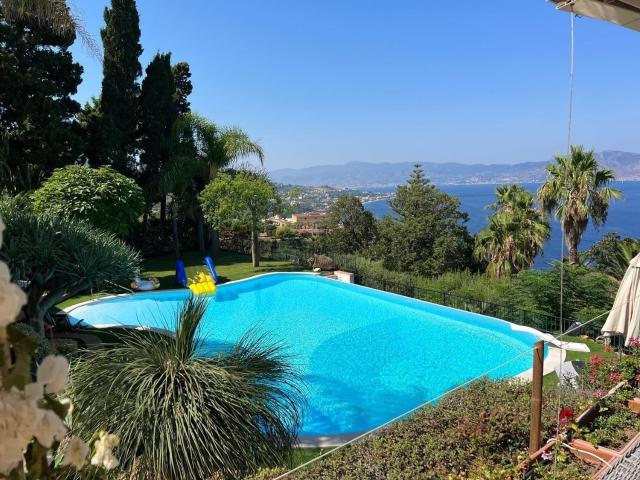 Case e ville in affitto di 180 m² in Località Santa Trada