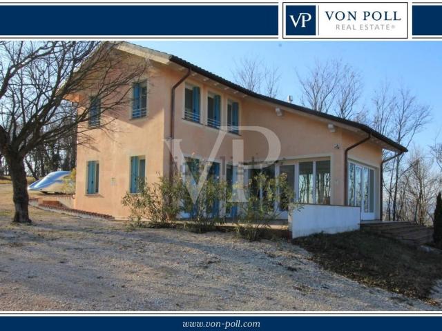 Case e ville in affitto di 194 m² in Via Pasubio