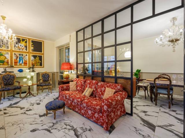 Case e ville in affitto di 208 m² in Via Monferrato