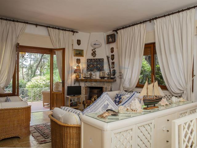 Case e ville in affitto di 216 m² in Lungomare Pontino