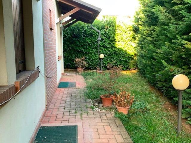 Case e ville in affitto di 230 m²