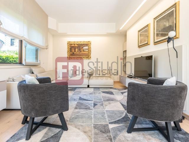 Case e ville in affitto di 250 m² in Viale Monte Resegone