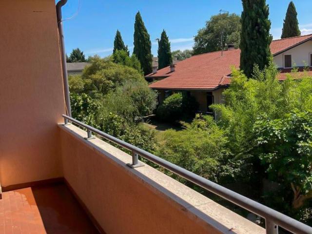 Case e ville in affitto di 270 m²